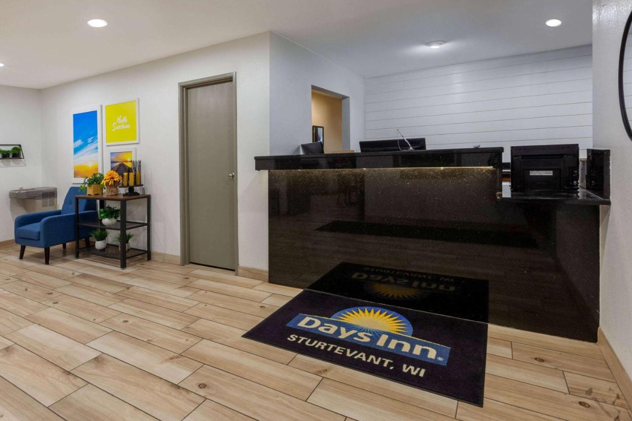 Days Inn By Wyndham Racine/Sturtevant Exterior foto